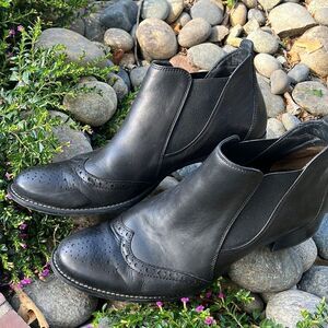 Paul Green, JAY WINGTIP BLACK LEATHER CHEALSEA BOOT, Size UK 7/US 9.5